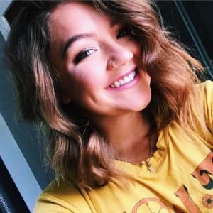 Meet your Posher, Leah